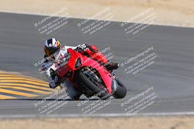 media/Oct-03-2022-Moto Forza (Mon) [[5f077a3730]]/Advanced Group/Session 2 (Turn 10)/